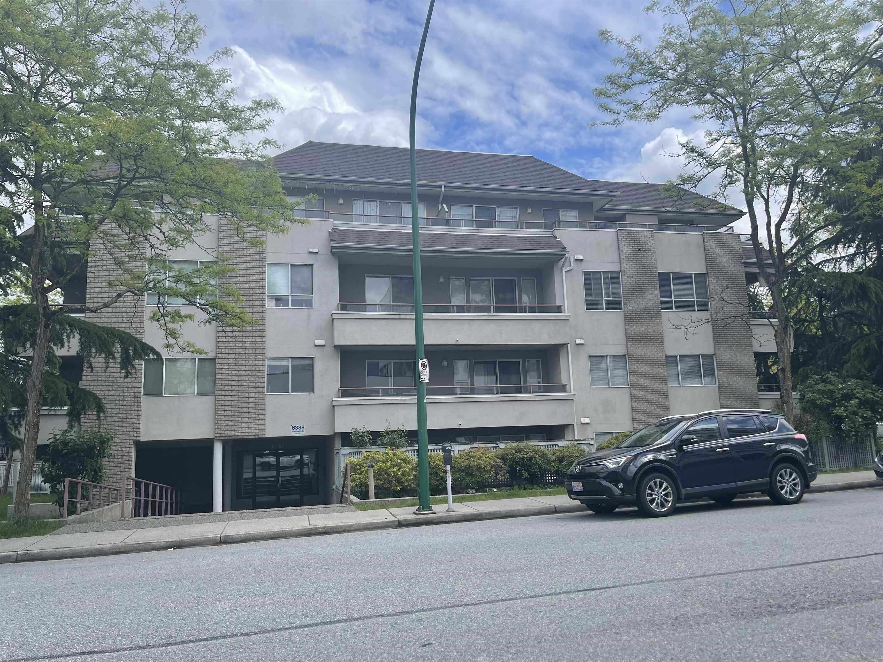 Property Listing: 305 - 6388 Marlborough Avenue, Burnaby, BC