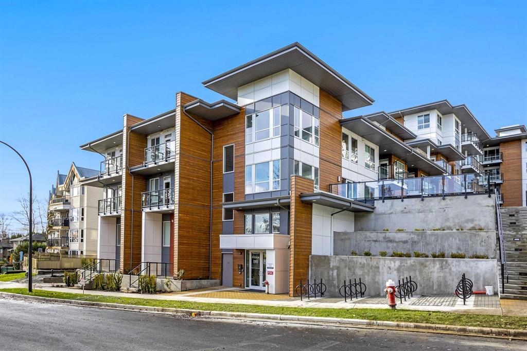 Property Listing: 208 - 11655 Fraser Street, Maple Ridge, BC