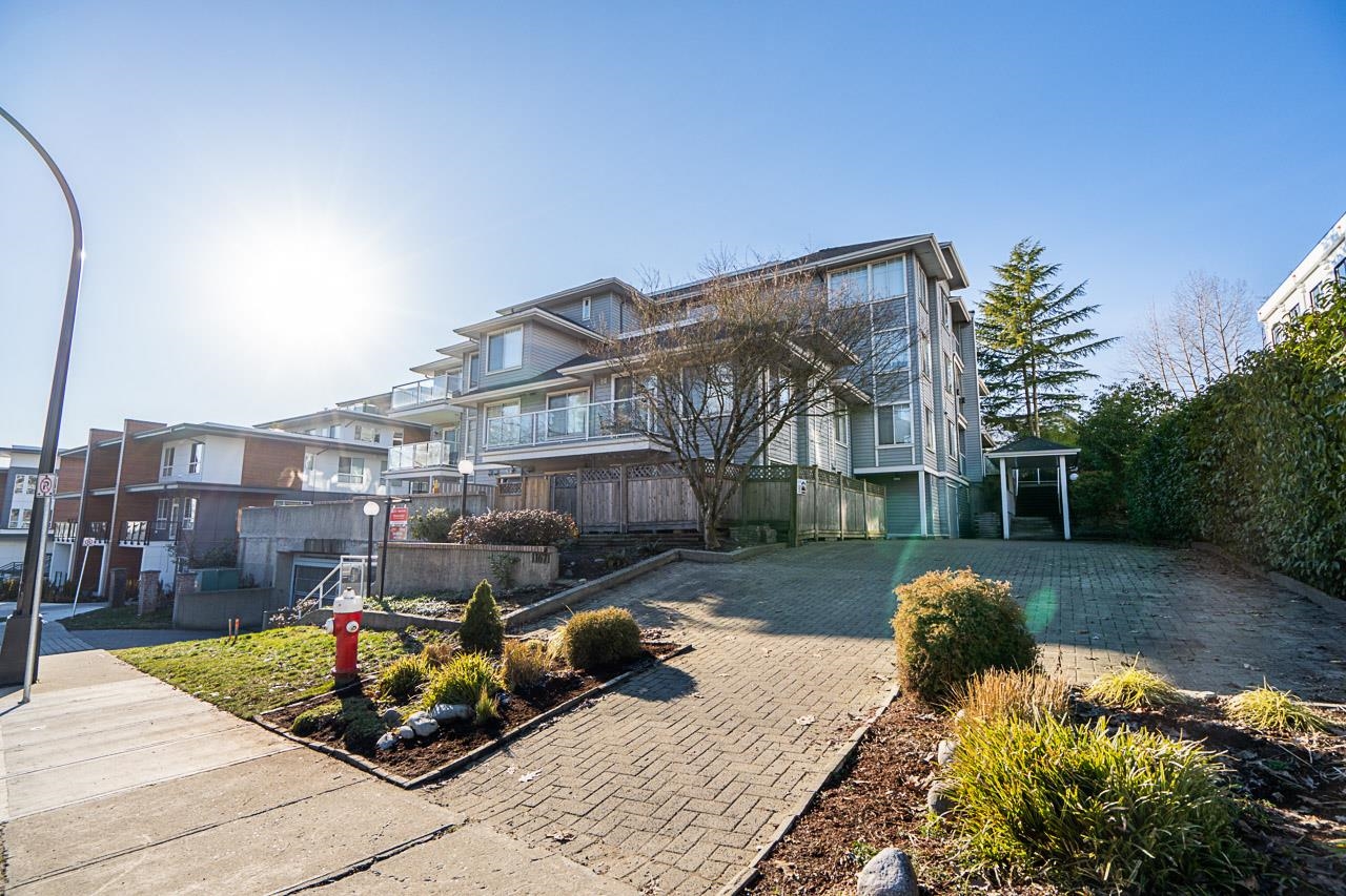 Property Listing: 403 - 11671 Fraser Street, Maple Ridge, BC