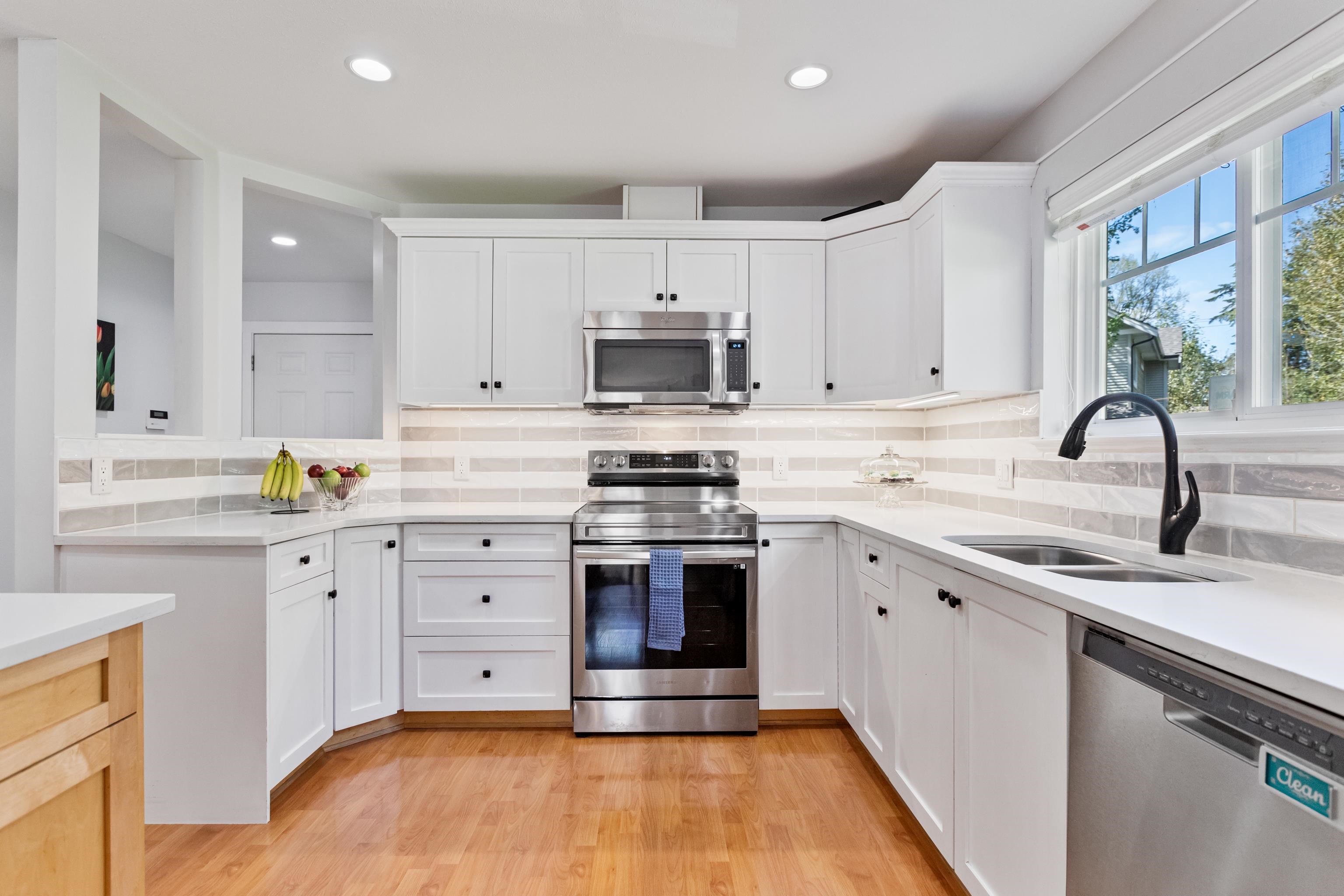 Property Listing: 21 - 11255 232 Street, Maple Ridge, BC