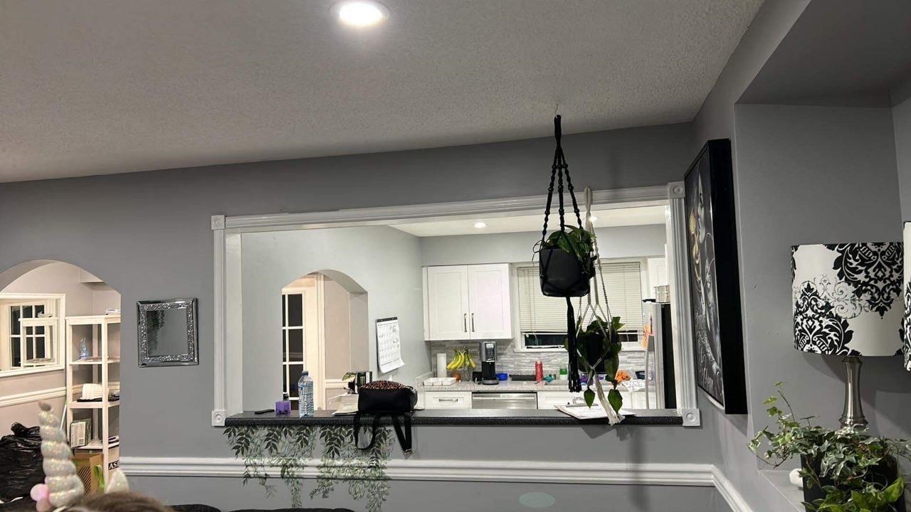 Property Listing: 33465 Hawthorne Avenue, Abbotsford, BC